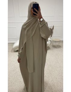 ABAYA AVEC VOILE INTÉGRÉ...