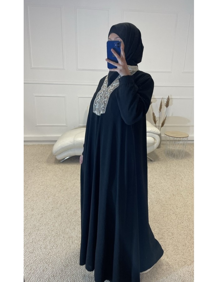 ABAYA MANCHE LONGUE COL V BRODÉ FEMME NOIR MASTOUR - MASTOUR