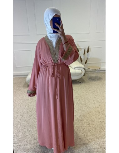 ABAYA CINTRÉ AVEC BRODERIE FEMME ROSE...