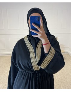ABAYA CINTRÉ AVEC BRODERIE... 2