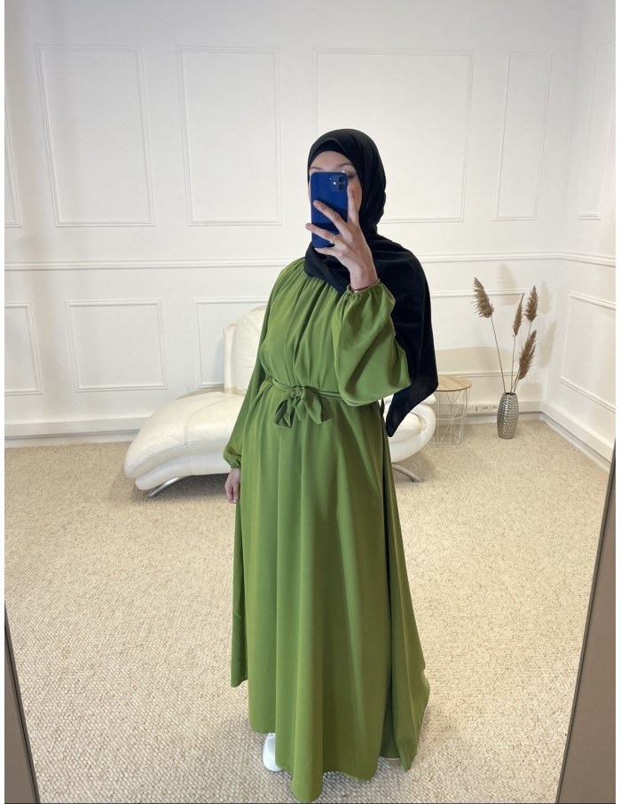 ABAYA LONGUE COL ROND CINTRÉ FEMME VERT - MASTOUR