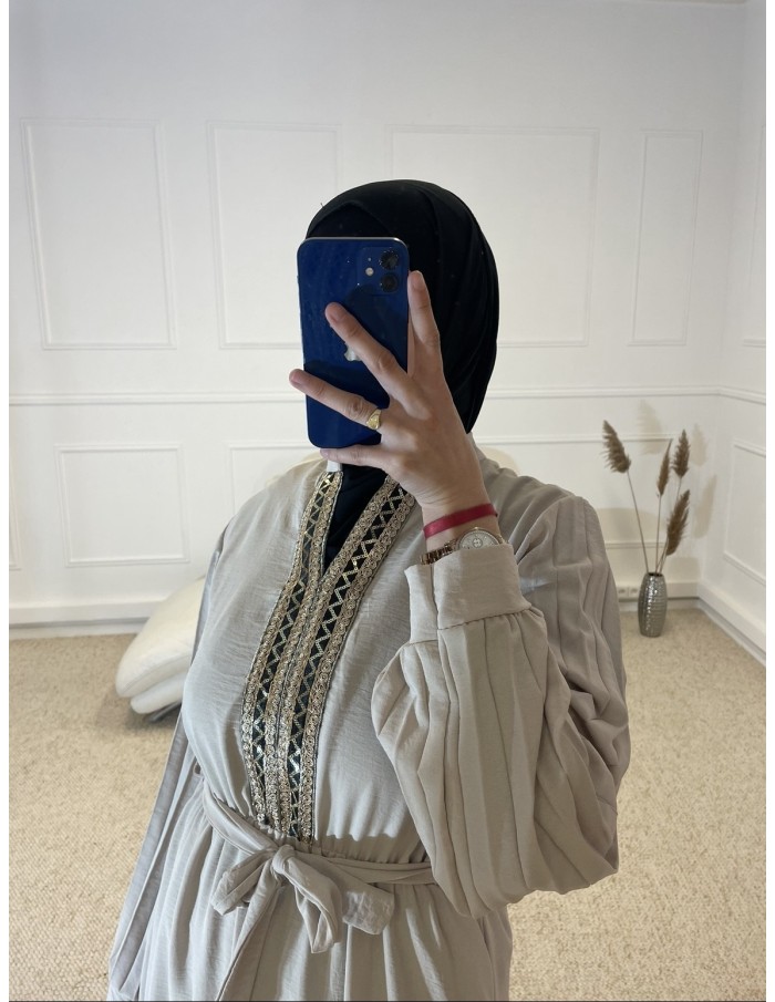 ABAYA AVEC BRODERIE AU COL FEMME BEIGE - MASTOUR