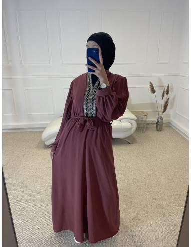 ABAYA AVEC BRODERIE AU COL FEMME PRUNE