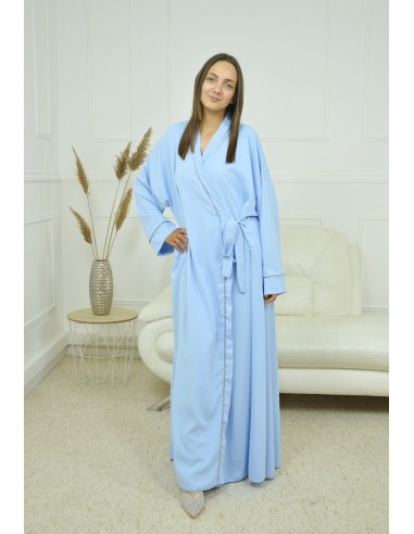 ROBE CACHE-COEUR À BORDURES ARGENTÉES...