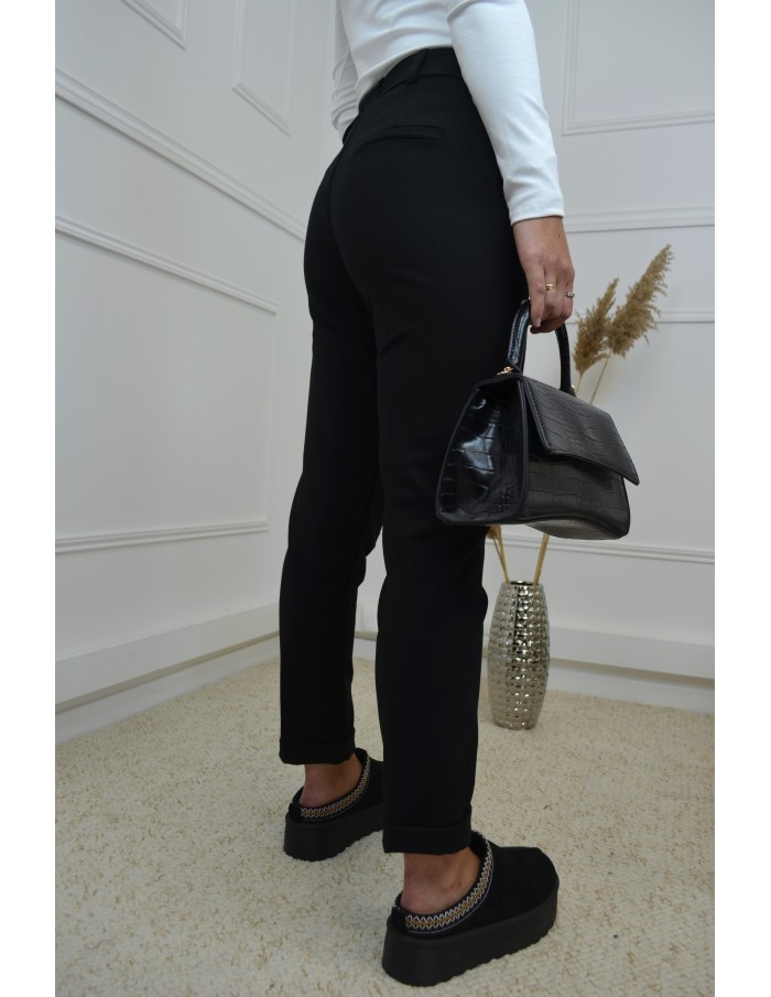 Pantalon de tailleur noir avec bijou doré - femme - Accueil