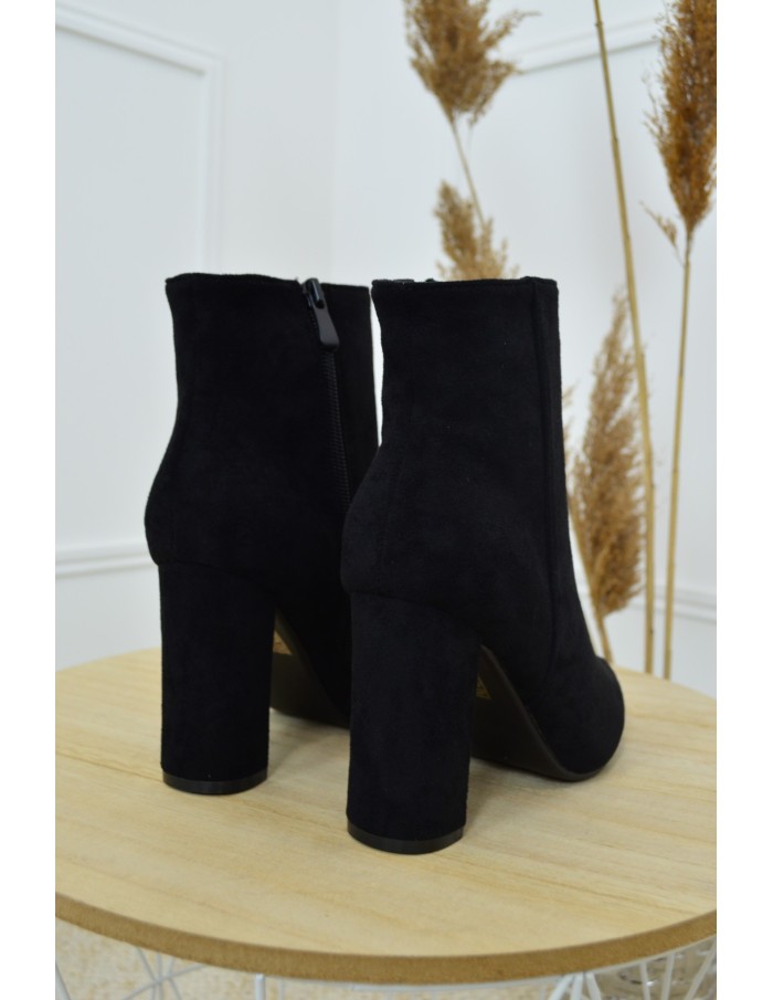Bottines noires en daim à talon – Élégance et confort pour femme