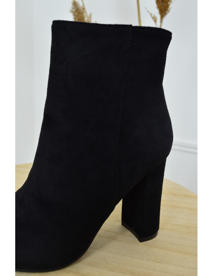 Bottines noires en daim à talon – Élégance et confort pour femme
