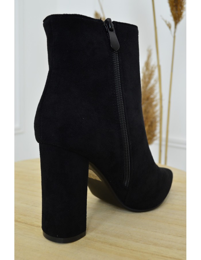 Bottines noires en daim à talon – Élégance et confort pour femme