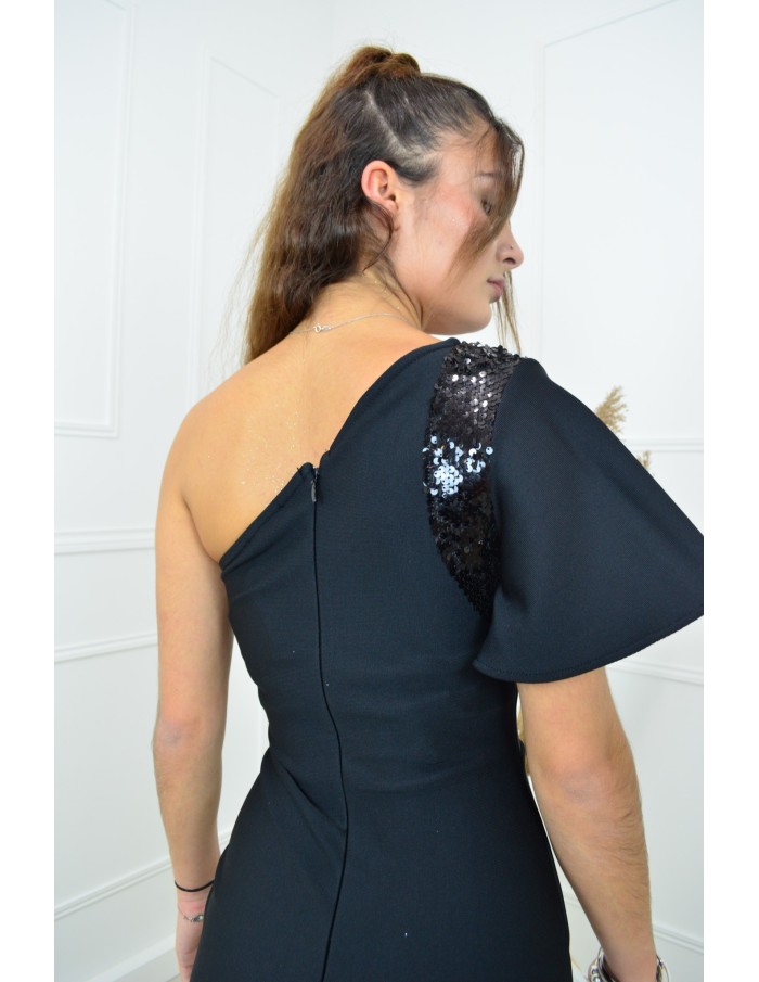 Robe noire à une épaule - femme