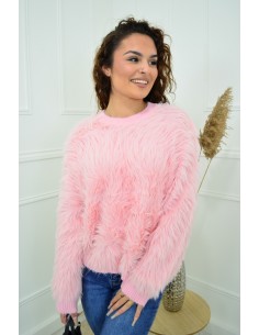 Pull en fausse fourrure...