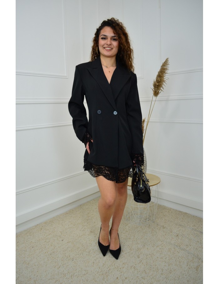 Robe Blazer Chic avec Bordures en Dentelle - Élégante et Moderne