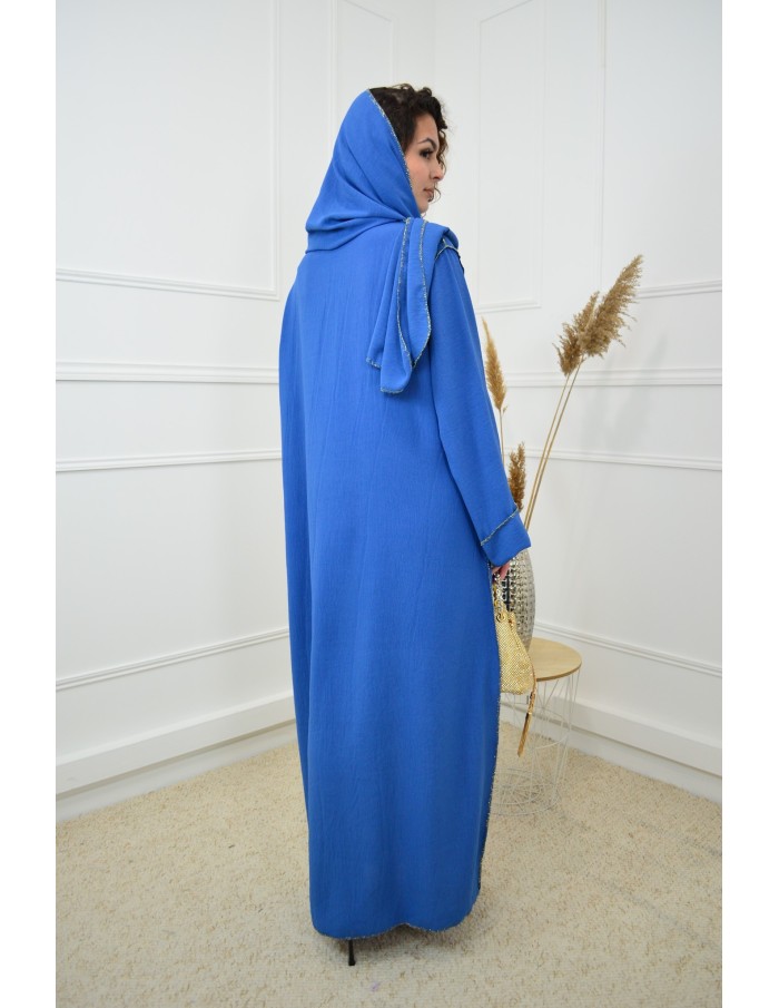 Robe Longue Bleu avec Voile Incorporé - Élégance et Raffinement