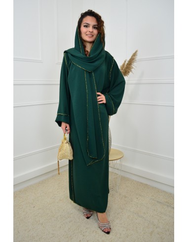 Robe longue vert foncé avec voile...
