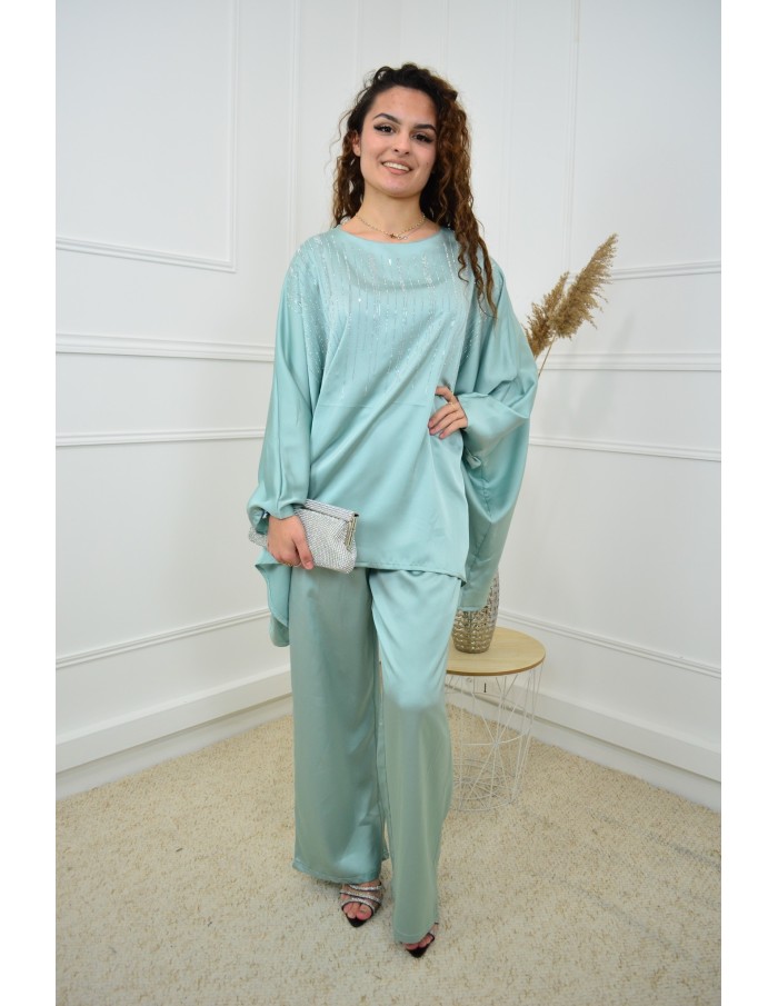 Ensemble Bleu ciel Satiné Femme avec Strass – Élégance & Confort