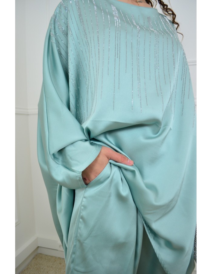 Ensemble Bleu ciel Satiné Femme avec Strass – Élégance & Confort