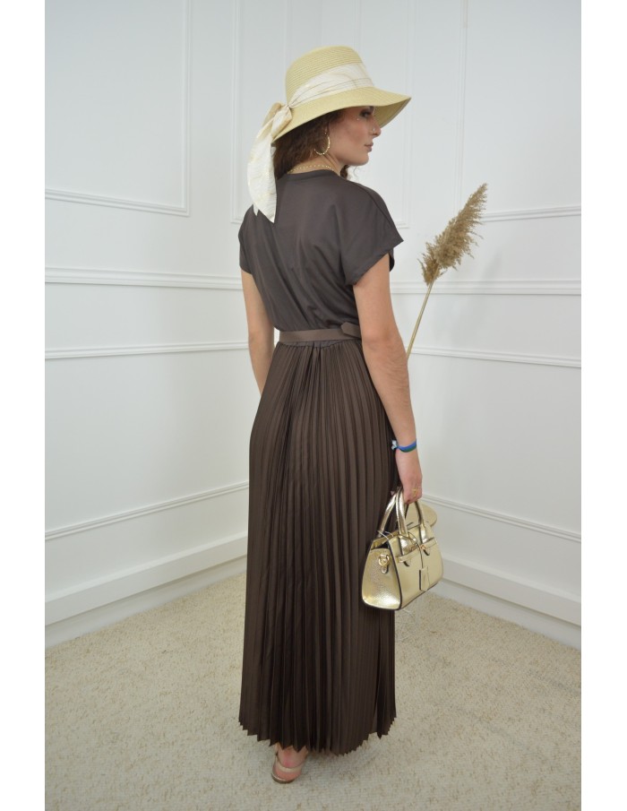 Robe longue marron cintrée avec jupe plissée - femme - Accueil