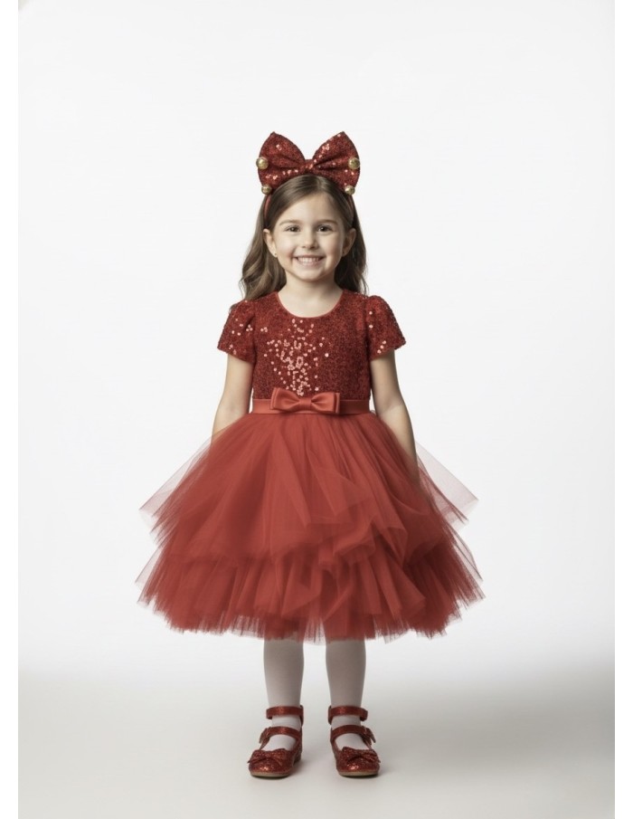 Robe – Rouge Pailleté & Tulle Volumineux - Accueil