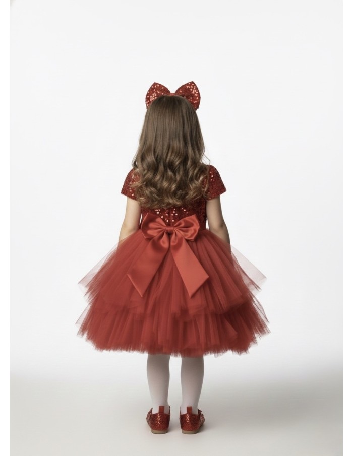 Robe – Rouge Pailleté & Tulle Volumineux - Accueil