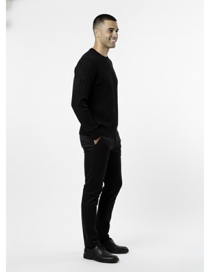 Pull Uni Côtelé Noir – HOMME