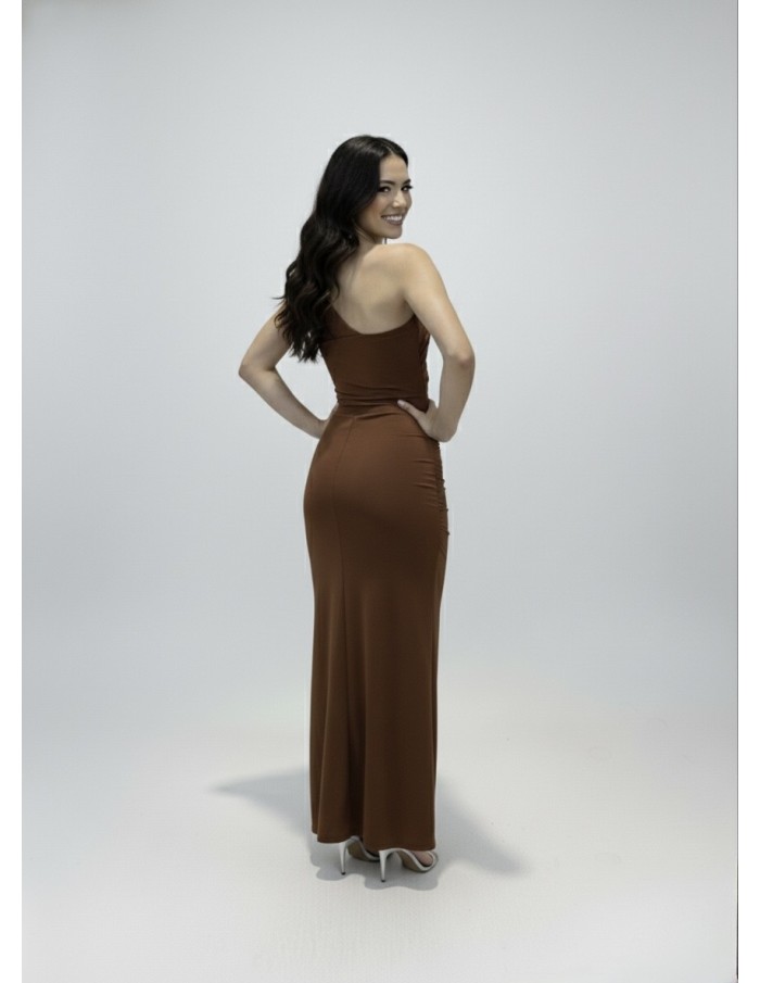 ROBE LONGUE MARRON ÉPAULE ASYMÉTRIQUE & DRAPÉ ÉLÉGANT - FEMME