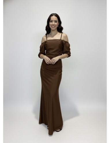 ROBE LONGUE MARRON FONCÉ À BRETELLES...