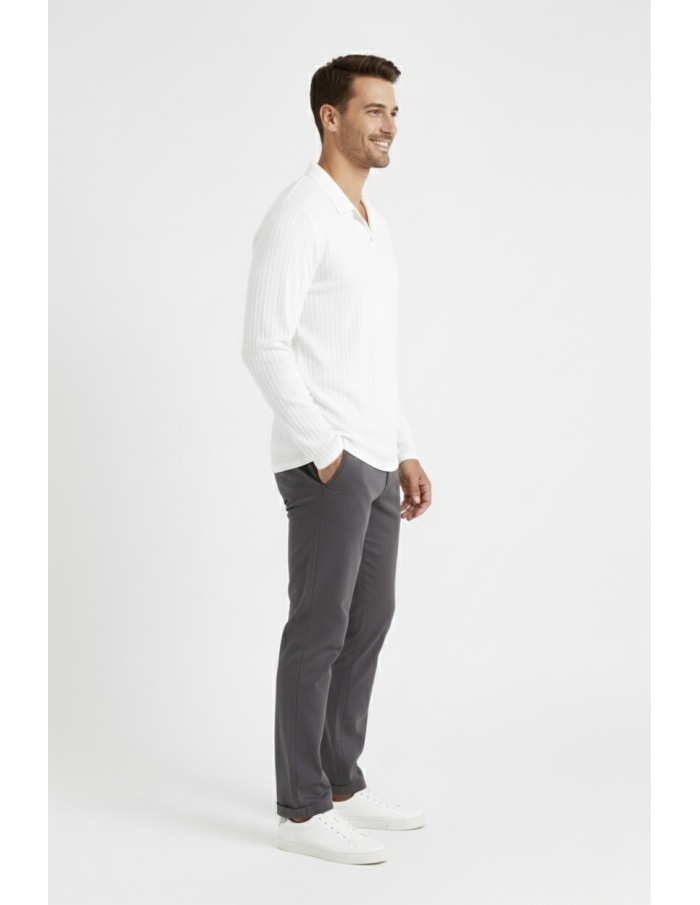 HAUT Blanc MANCHES LONGUES – COL OUVERT & MAILLE TEXTURÉE
