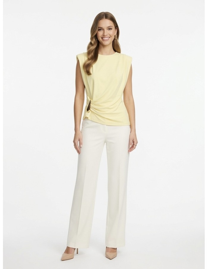 Haut jaune à épaulettes avec détail doré – femme