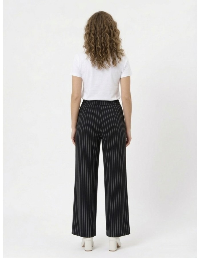 PANTALON FLUIDE NOIR A RAYURES ET CORDONS – FEMME