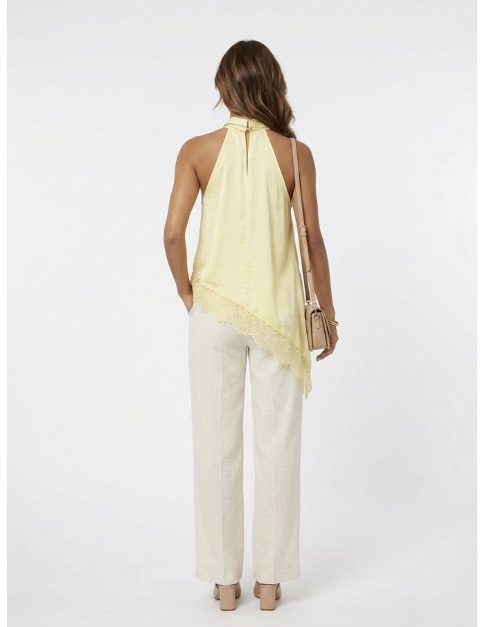 TOP SATINÉ JAUNE COUPE ASYMÉTRIQUE ET BORDURE DENTELLE - femme
