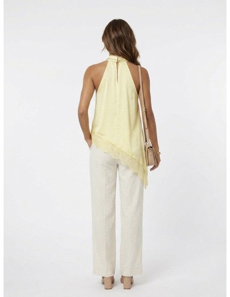 TOP SATINÉ JAUNE COUPE ASYMÉTRIQUE ET BORDURE DENTELLE - femme