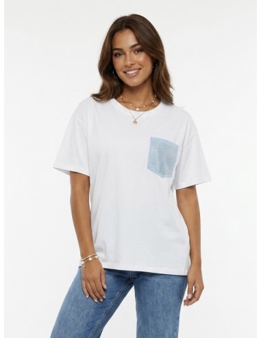 T-SHIRT BLEU CIEL POCHE STRASS  - femme