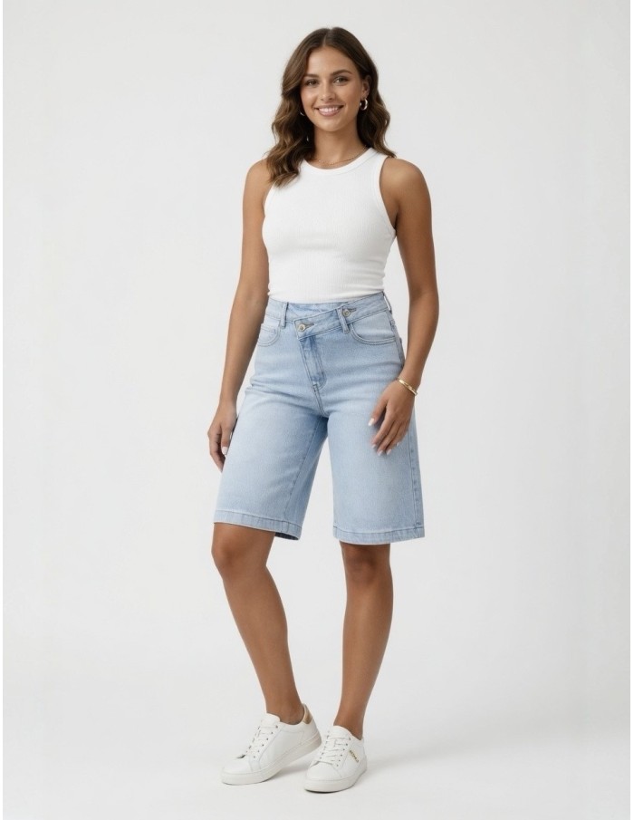 Short Bermuda Jean Asymétrique Détail Strass Étoile Femme | Zerda Boutiques