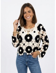 TOP NOIR EN CROCHET MOTIFS...