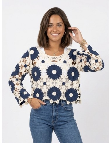 TOP BLEU MARINE EN CROCHET MOTIFS...