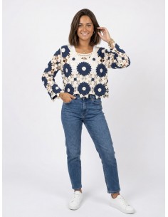 TOP BLEU MARINE EN CROCHET... 2