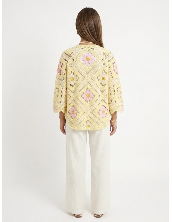 GILET JAUNE EN CROCHET MOTIFS FLEURS - FEMME