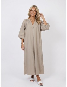 ROBE LONGUE COUPE AMPLE ET...