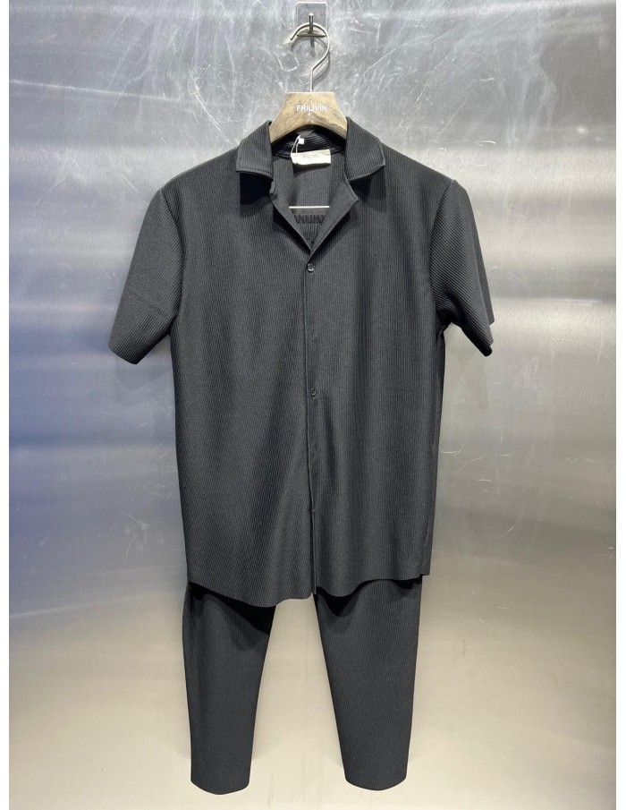 ENSEMBLE CHEMISE + PANTALON PLISSÉ NOIR  - HOMME