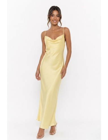 ROBE LONGUE SATINÉE À BRETELLES DOS...