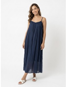 ROBE LONGUE À BRETELLES...