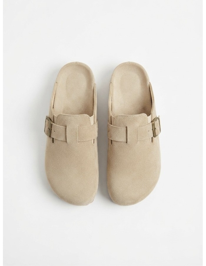 SABOTS MULES BEIGE SUÉDINÉ À BOUCLE - HOMME
