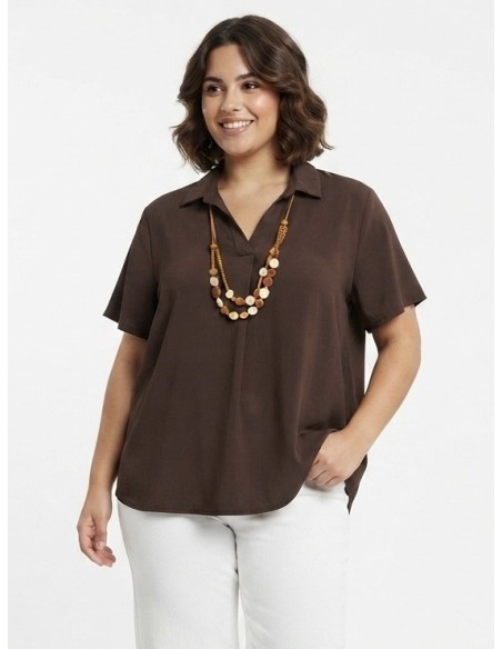 CHEMISIER CHIC CHOCOLAT AVEC COLLIER DE PERLES  - FEMME