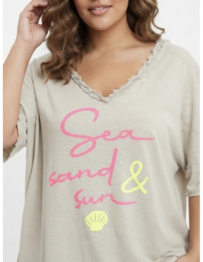 T-SHIRT TAUPE À INSCRIPTION "SEA, SAND & SUN" - FEMME