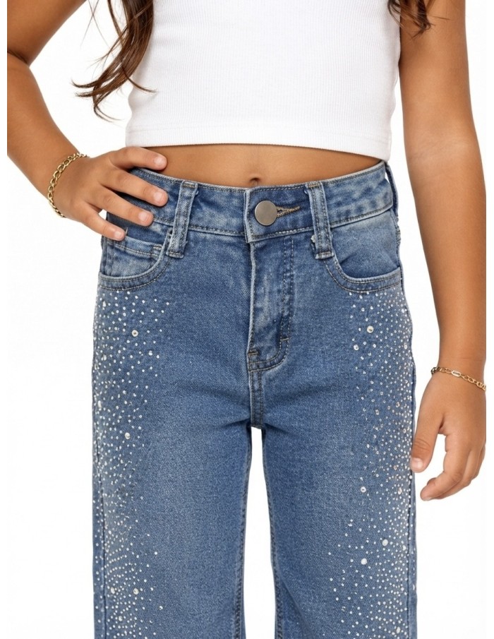 Détail taille haute du jean fille strass large